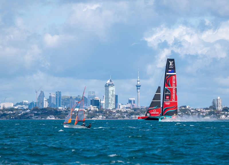 ©-Hamish-Hooper-Emirates-Team-New-Zealand-1.jpg