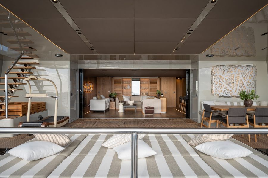 Solar-powered Sunreef 100 catamaran debuts after Monaco premiere, 07 October 2026