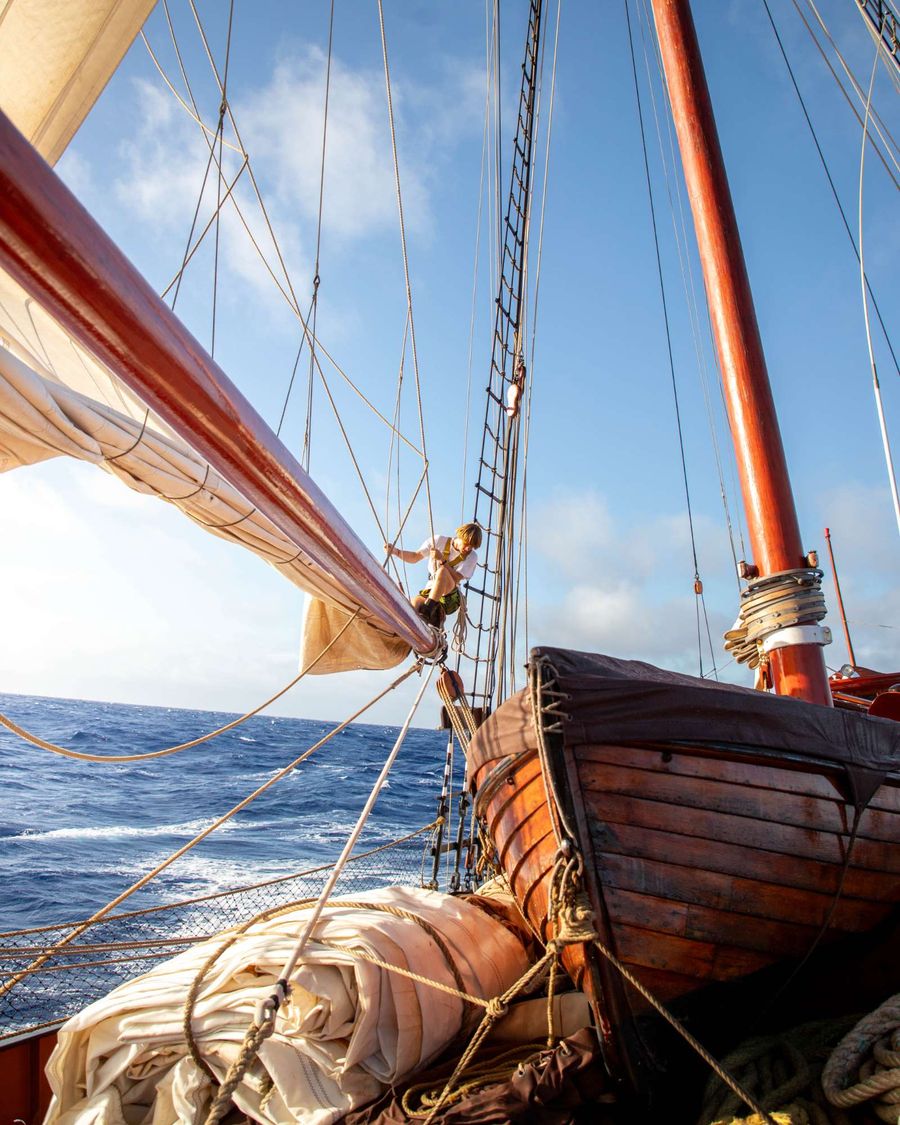 102-Sailing-from-Tahiti-to-Rarotonga-Josh-Clarke-6.jpg