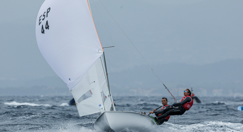 Xammar and Cardona lead by four after three straight wins at Hyères, 17 July 2026