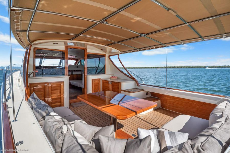 2008 Palm Beach Motor Yacht cockpit