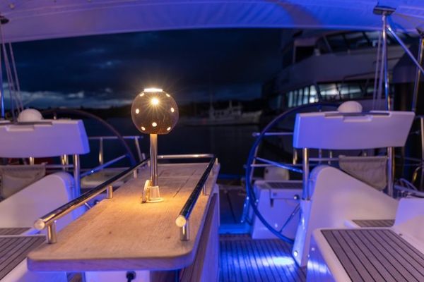 2012-Beneteau-Oceanis-58-Laissez-Faire-13.jpg
