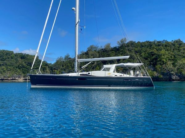 2012-Beneteau-Oceanis-58-Laissez-Faire-16.jpg