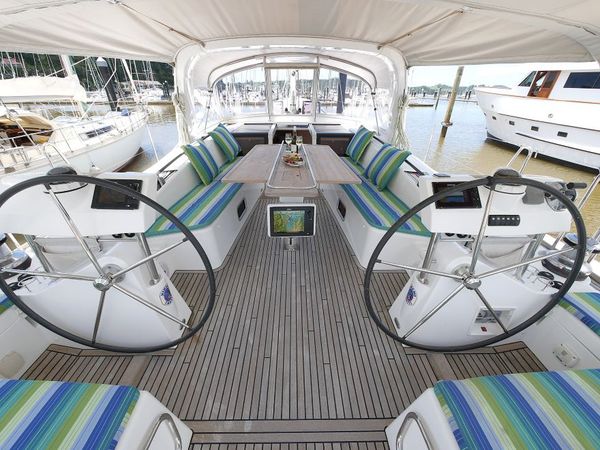2012-Beneteau-Oceanis-58-Laissez-Faire-3.jpg