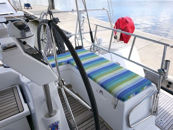 2012-Beneteau-Oceanis-58-Laissez-Faire-4.jpg