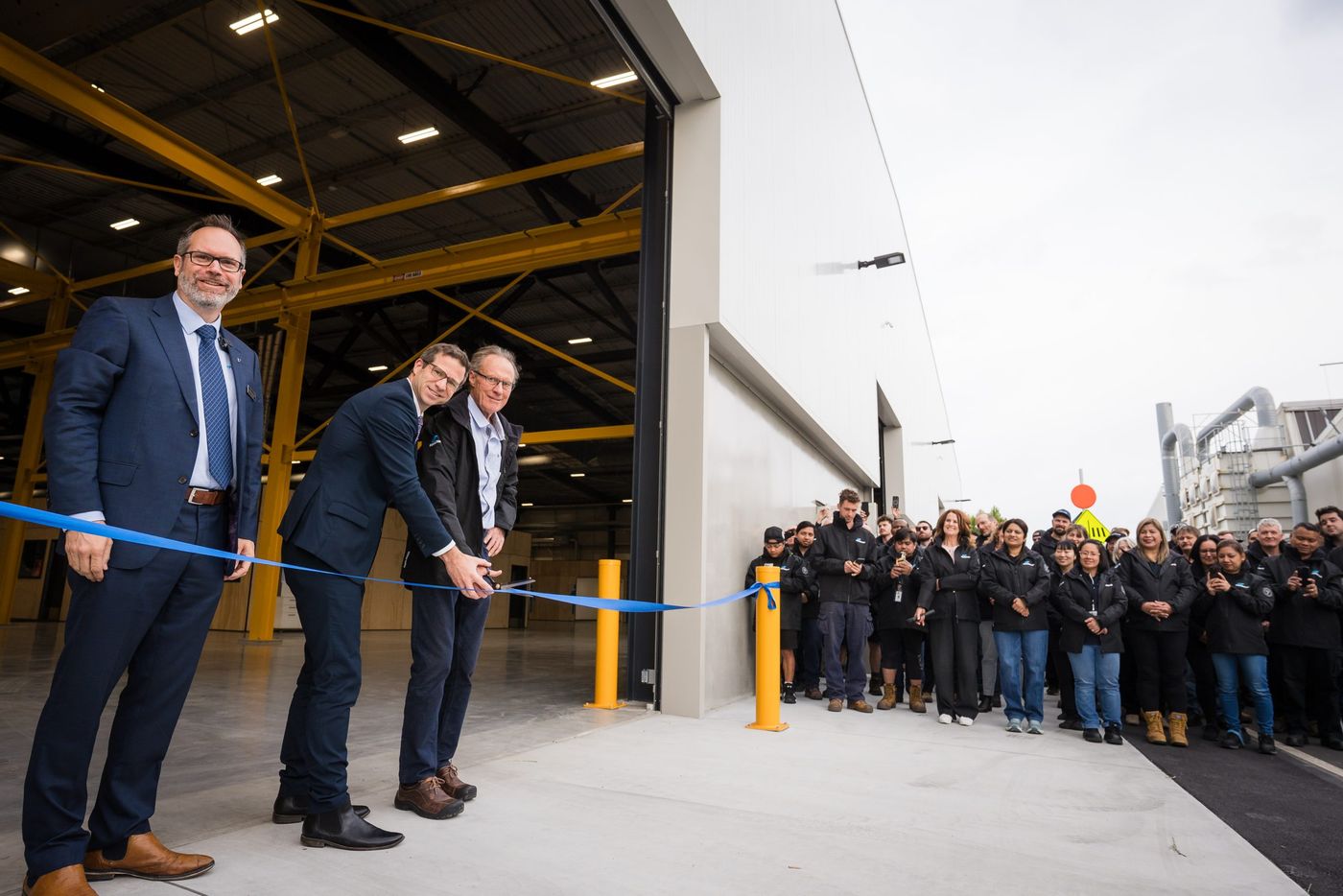 2025.10.13-HamiltonJet-New-Factory-Opening-01755.jpg