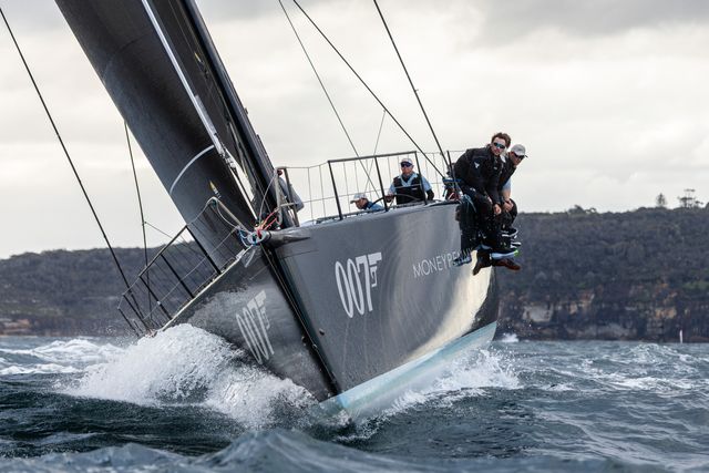 Smuggler outlasts fickle breeze to claim Tollgate Islands overall win, 19 October 2026
