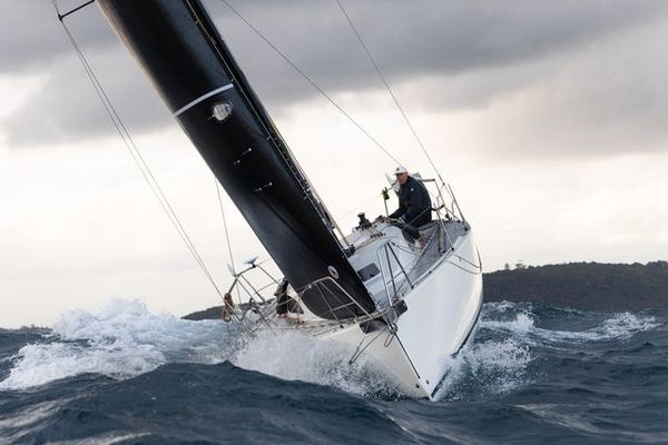 Smuggler outlasts fickle breeze to claim Tollgate Islands overall win, 19 October 2026