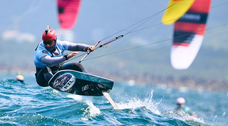 2026-kitefoil-world-championships-day-4-kiwis-battle-brutal-.jpg
