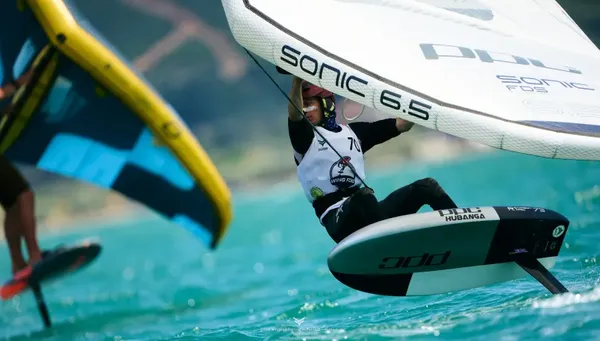 2026-wingfoil-world-cup-day-4-new-zealand-s-sean-herbert-bat-1.webp