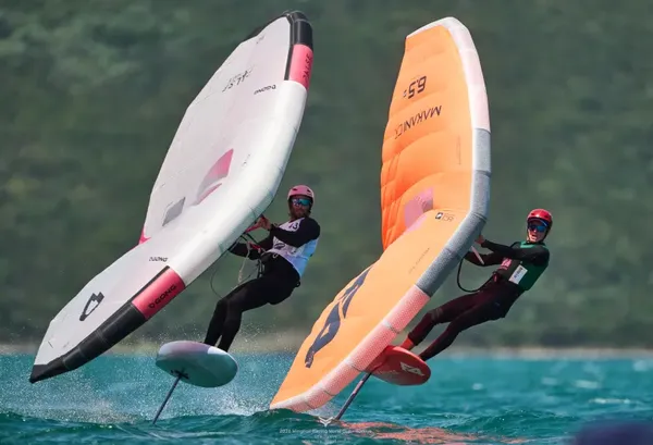 2026-wingfoil-world-cup-day-4-new-zealand-s-sean-herbert-bat.webp