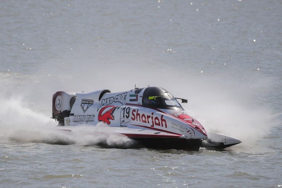 Weckstrom survives chaos and broken prop for Shanghai treble, 05 October 2026