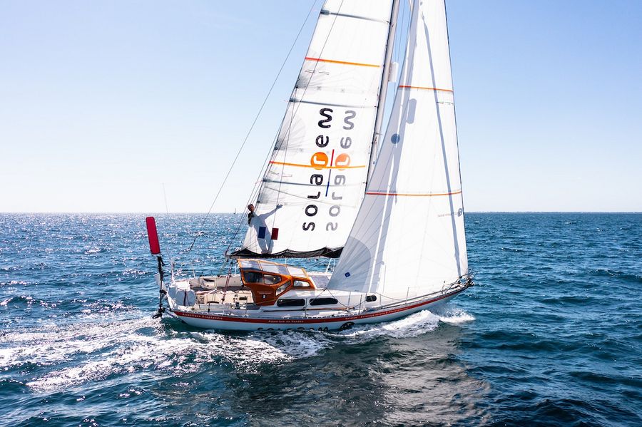 Damien Guillou sailing Solarem, making great daily progress, albeit in a very strategic way today.