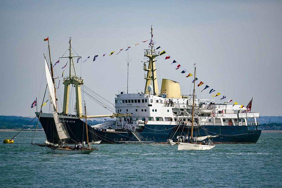 Princess Royal fires 200-year-old cannon to open Cowes Week bicentenary, 03 August 2026