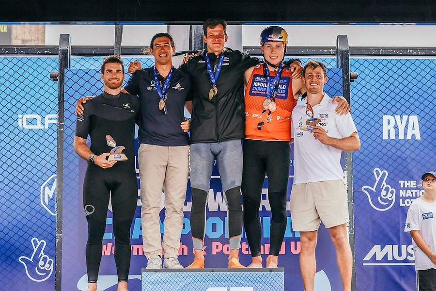 Weymouth grit delivers iQFOiL world titles to Steinberg, Van Opzeeland, 13 September 2026