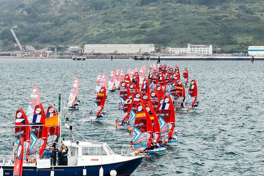 Four-way tie shakes up iQFOiL worlds in Weymouth, 08 September 2026