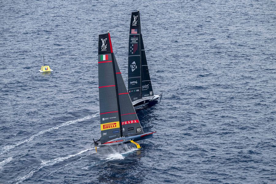 September 18, 2024. Louis Vuitton Cup, Semi Finals Race Day 5. LUNA ROSSA PRADA PIRELLI TEAM, NYYC AMERICAN MAGIC. Photo Credit: AC37 media