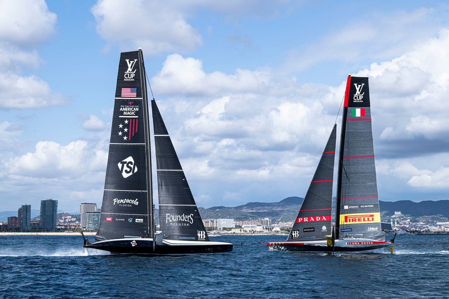 September 19, 2024. Louis Vuitton Cup, Semi Finals Race Day 5. LUNA ROSSA PRADA PIRELLI TEAM, NYYC AMERICAN MAGIC Photo Credit: AC37 media