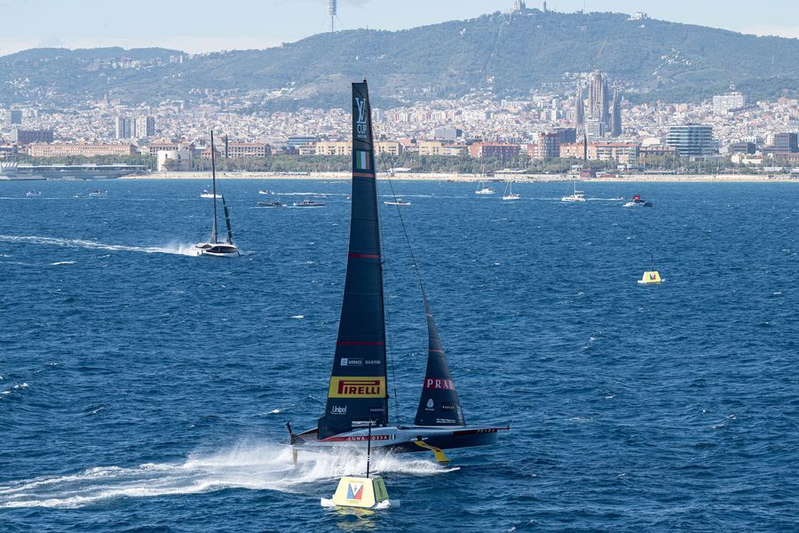 September 26, 2024. Louis Vuitton Cup, Final Race Day 1. INEOS BRITANNIA, LUNA ROSSA PRADA PIRELLI TEAM Photo Credit: AC37 media