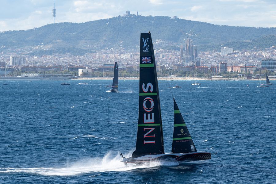 September 26, 2024. Louis Vuitton Cup, Final Race Day 1. INEOS BRITANNIA, LUNA ROSSA PRADA PIRELLI TEAM Photo Credit: AC37 media