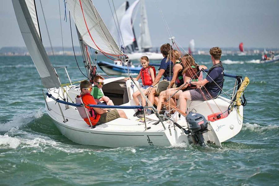 Duke's 1947 Dragon wins at Cowes in its 200th regatta year, 03 August 2026