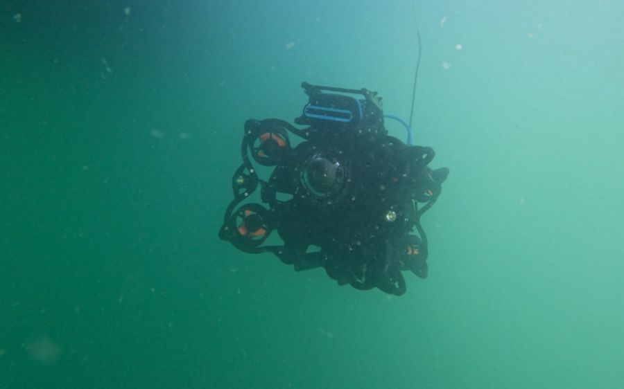 4JO8AVA_CUSTOMS_UNDERWATER_SMUGGLING_png.jpeg