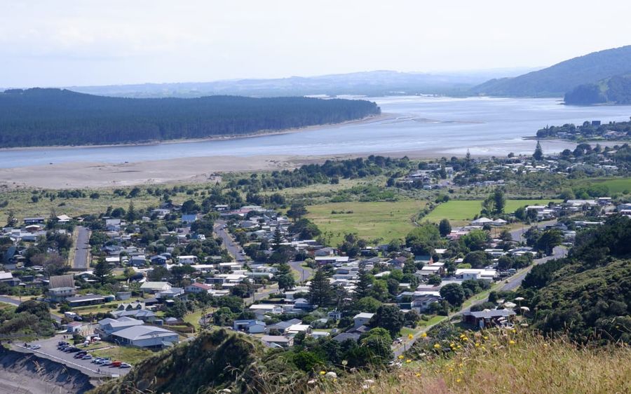 4LFX797_Port_Waikato_Township_jpg.jpeg