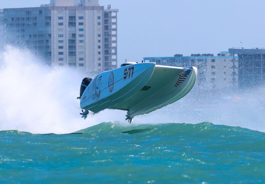5-77-goes-flying-at-Cocoa-Beach-IHRA-Round-3.jpg