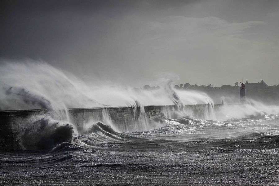 Storm Austen batters Saint-Malo ahead of Route du Rhum start, 23 October 2026