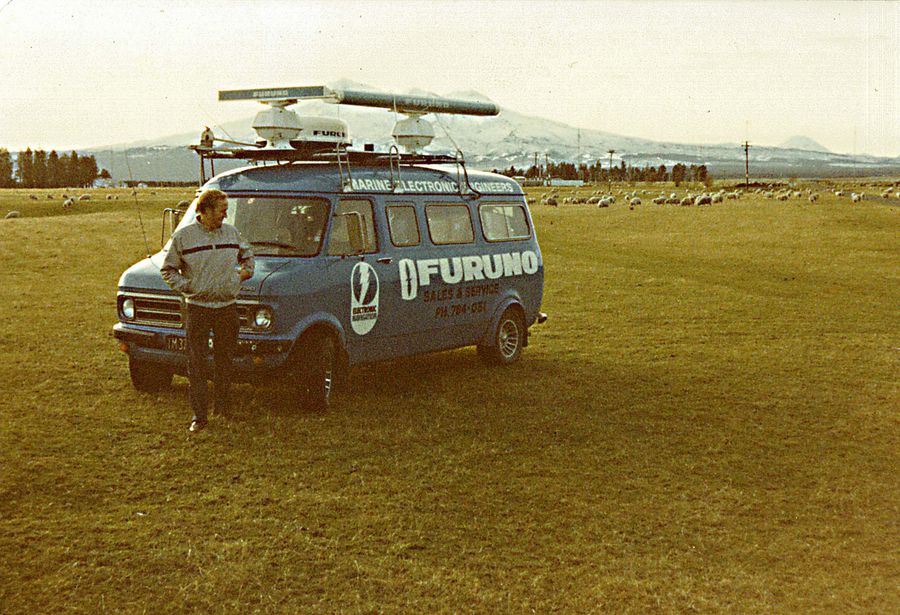 9-Furuno-Van.jpeg