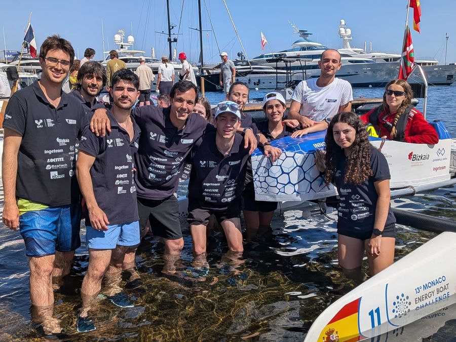 Team InnoBoat competing at the Monaco Energy Boat Challenge.