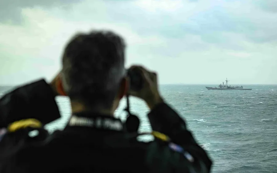 A-Cheng-Kung-class-frigate-of-the-Peoples-Liberation-Army-Navy-can-be-seen-monitoring-HMNZS-Aotearoas-actions-while-on-patrol.-Photo-Supplied-NZDF-.webp