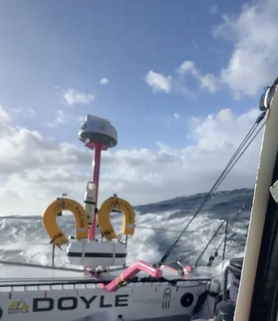 A-view-from-the-transom-onboard-Vixen-Racing-Sharon-Ferris-Choat-Vixen-Racing-Solo-Trans-Tasman-Yacht-Challenge.jpg