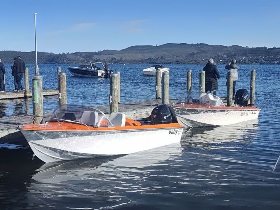 Andrew-Whyte-and-Phil-Hurns-matching-Sea-Nymph-V13s-set-the-tone-at-the-ramp-parked-side-by-side-and-looking-superb.-Photo-credit-Brendon-and-Kim-Cornes.jpg