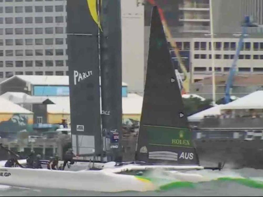 Australia fall off their foils for the second race in a row / SailGP