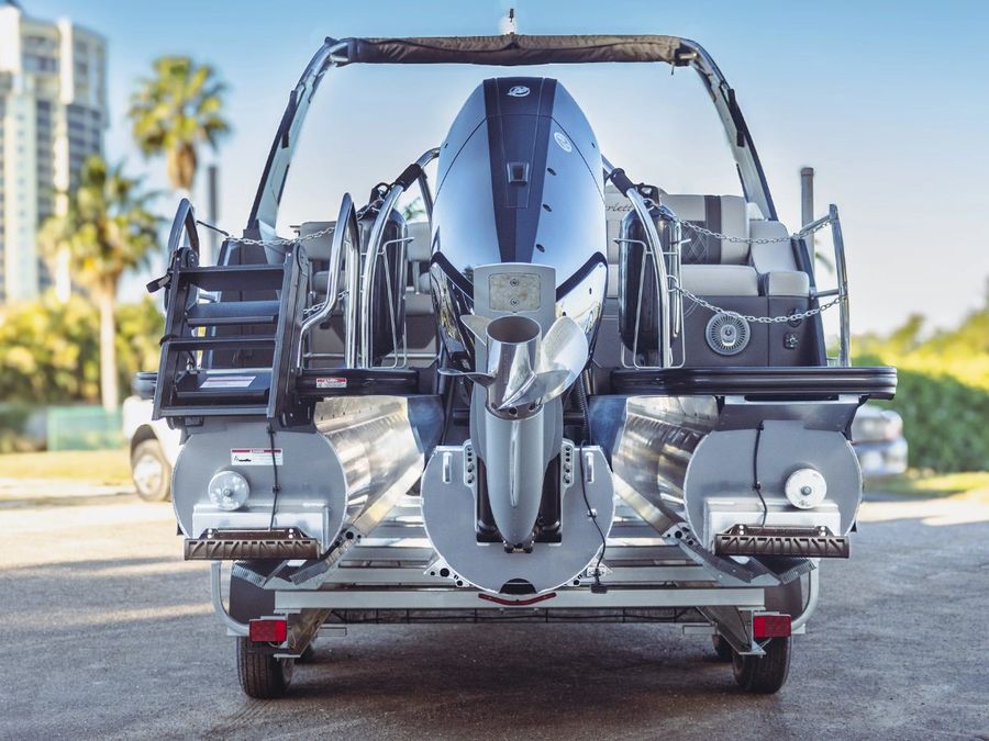 Barletta-brings-Seakeeper-Ride-stabilisation-to-pontoon-boats.jpg