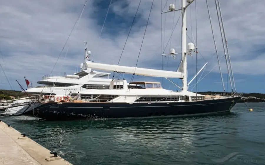 Bayesian in better days. Photo Credit: Yacht Finder