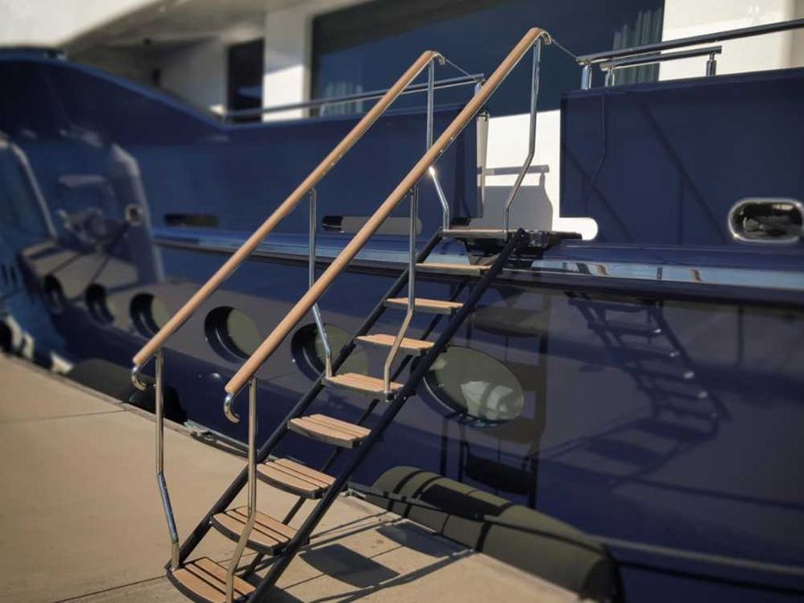 C-Quip Boarding Stairs @C-Quip