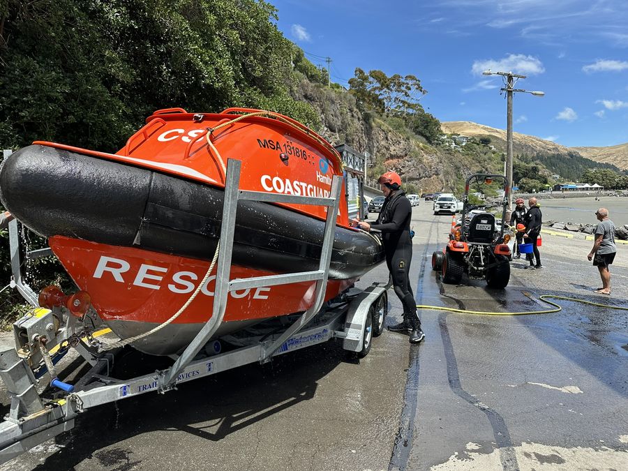 Coastguard-Sumners-return-after-the-action-today.-Photo-credit-Coastguard-Sumner-Facebook-2.jpg