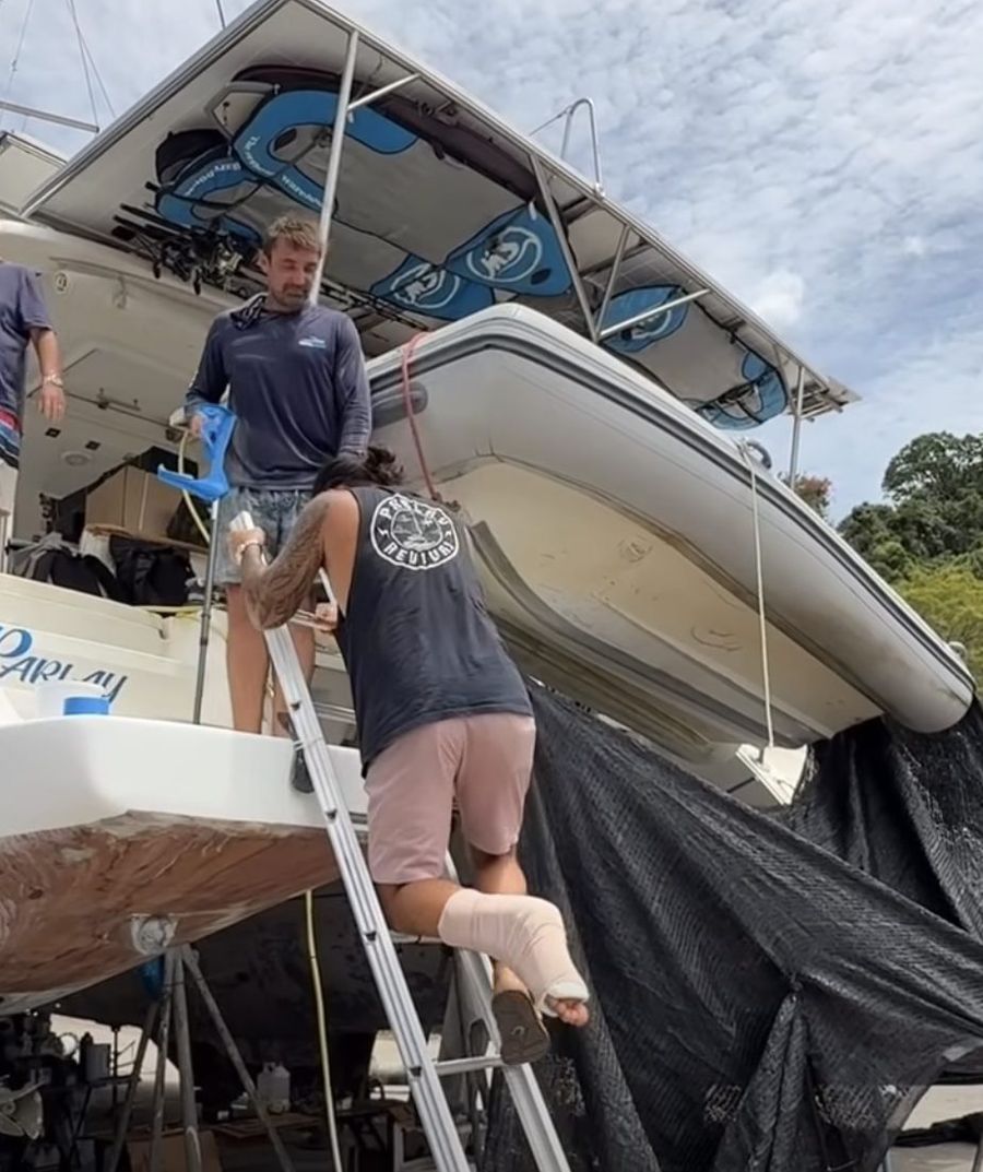 Colin-heading-aboard.jpg