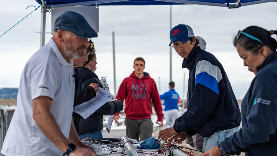 Dublin Bay's shifty winds test the world's best ILCA sailors, 24 August 2026