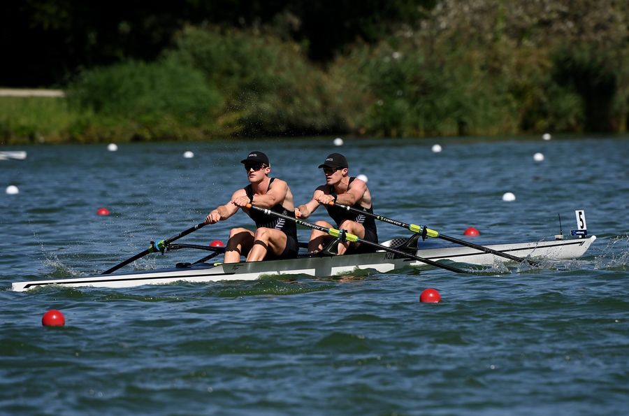 From San Francisco desks back to Amsterdam's rowing lanes, 25 August 2026