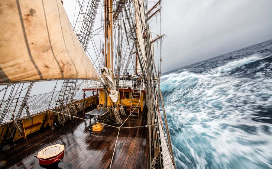 Eight-young-New-Zealanders-will-soon-travel-in-the-wake-of-great-polar-explorers.-Photo-Supplied-.jpeg