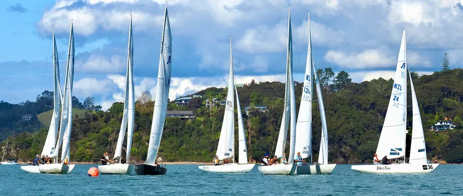 Etchells-Racing-at-RBS-Mark-Thomson.webp