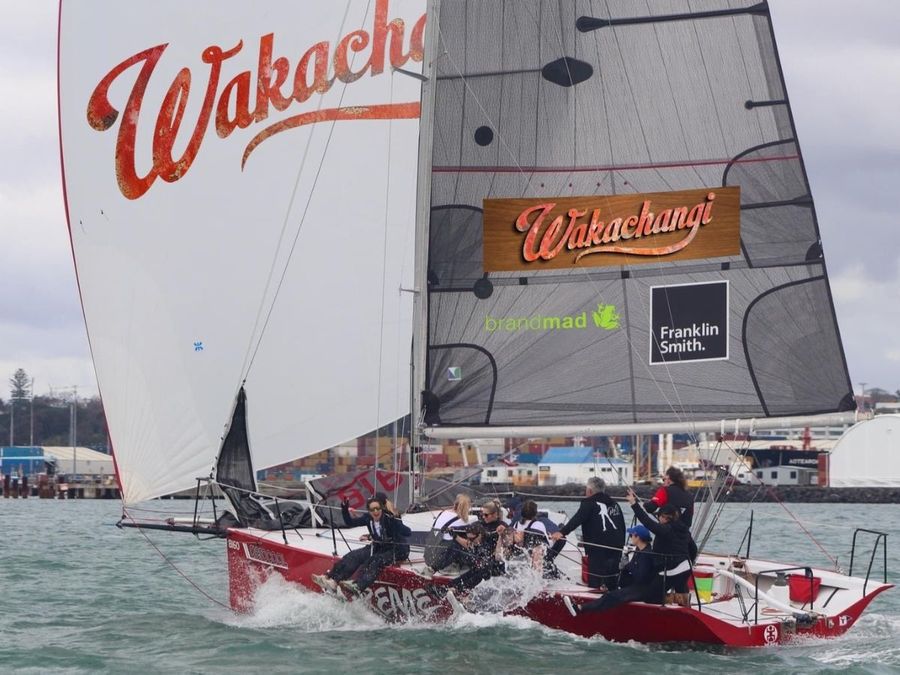 Extreme-enters-Kawau-Race-Week-__-Extreme-2.jpg