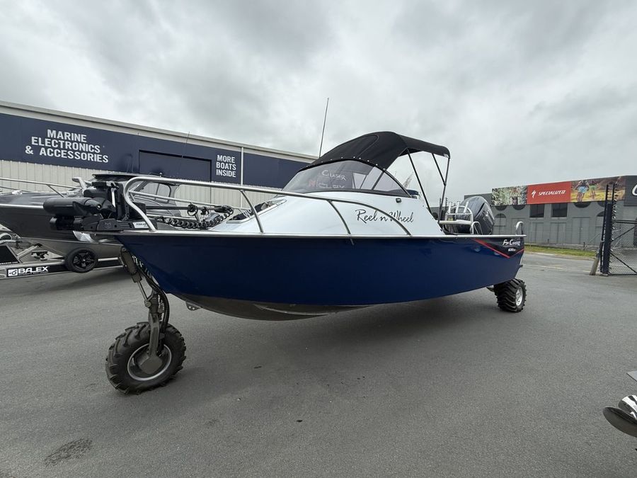 FC600CA-Photo-credit-FinChaser-Boats.jpg
