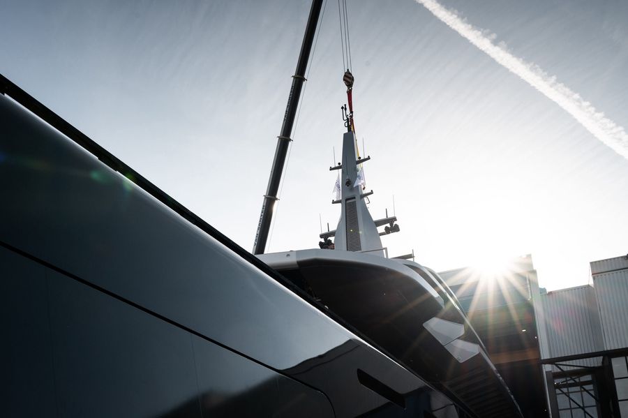 Feadship-826-launch-16.jpeg