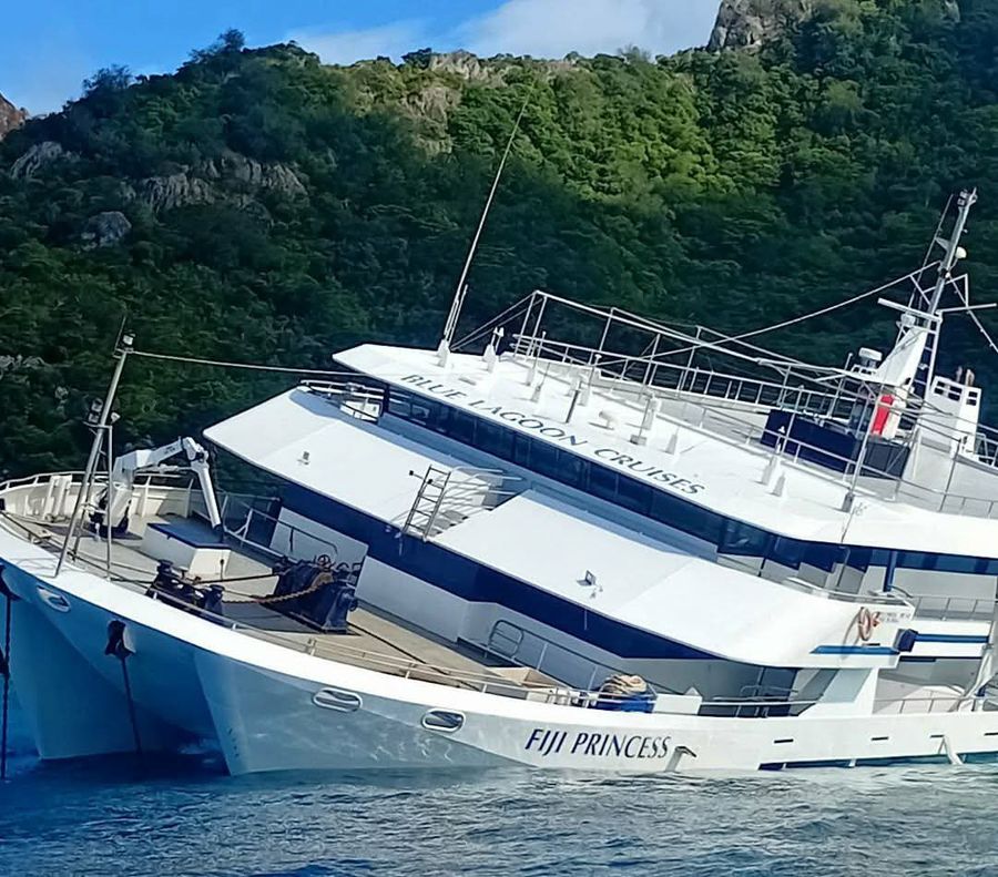 Fiji-Princess-grounded-on-a-reef-–-SUPPLIED.jpg