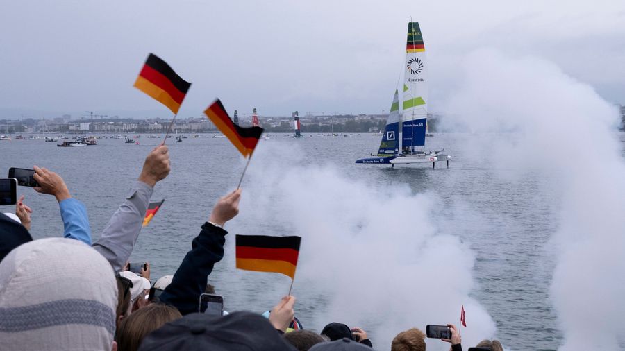 Fans celebrate Germany's win on home water in Geneva, 2025 season