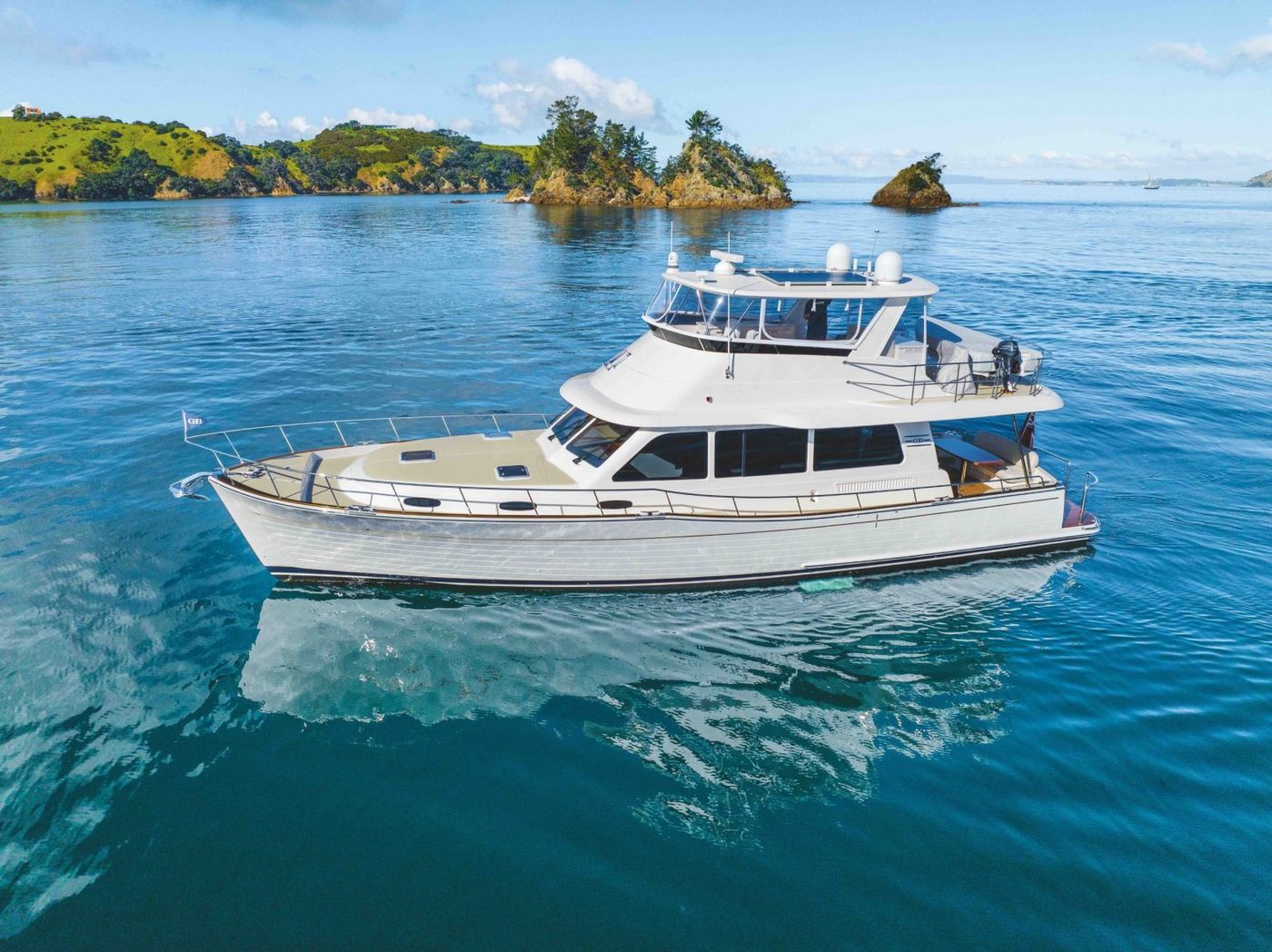 Grand Banks 54